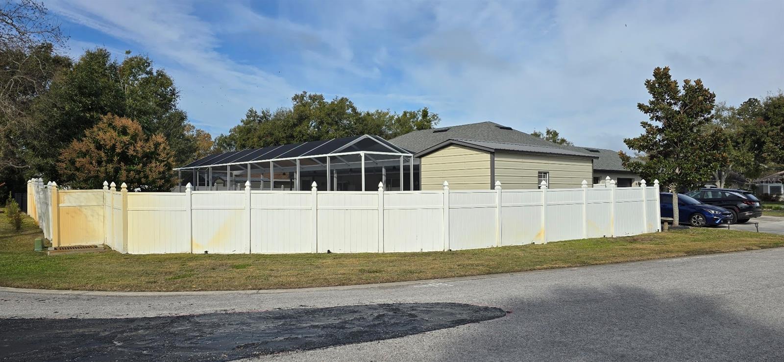 336 Lakecrest Drive, FL