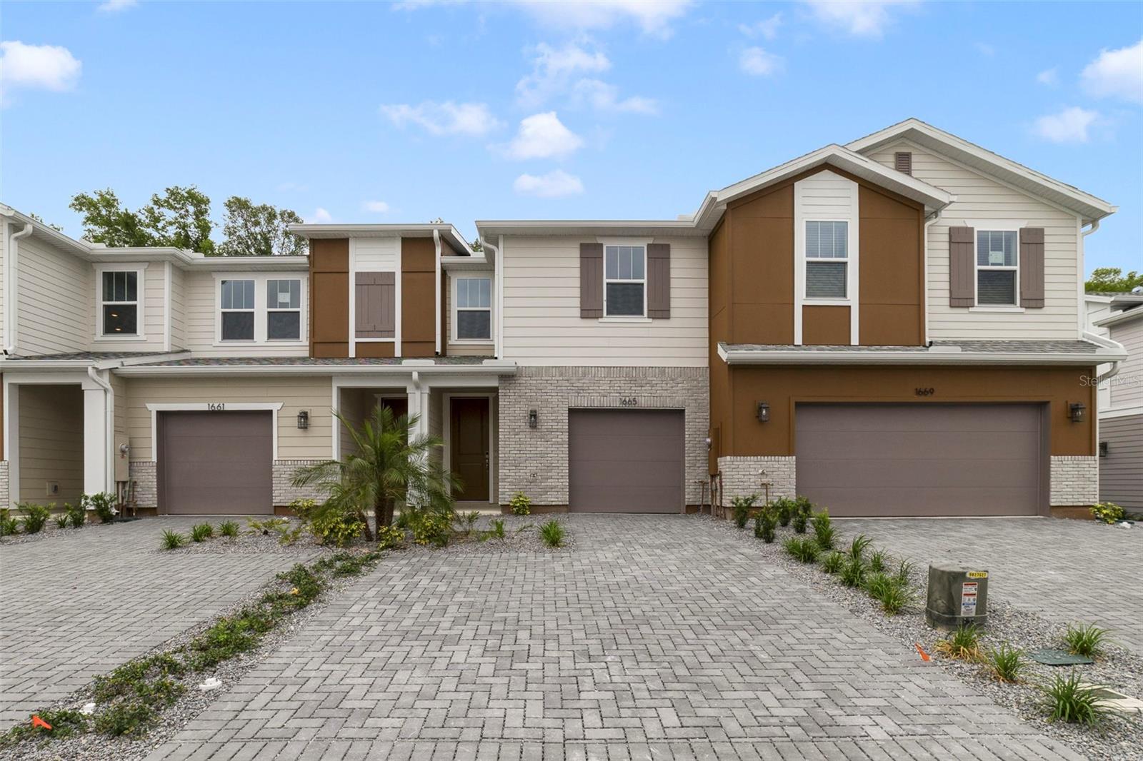 1665 Greenleaf Woods Cv, FL