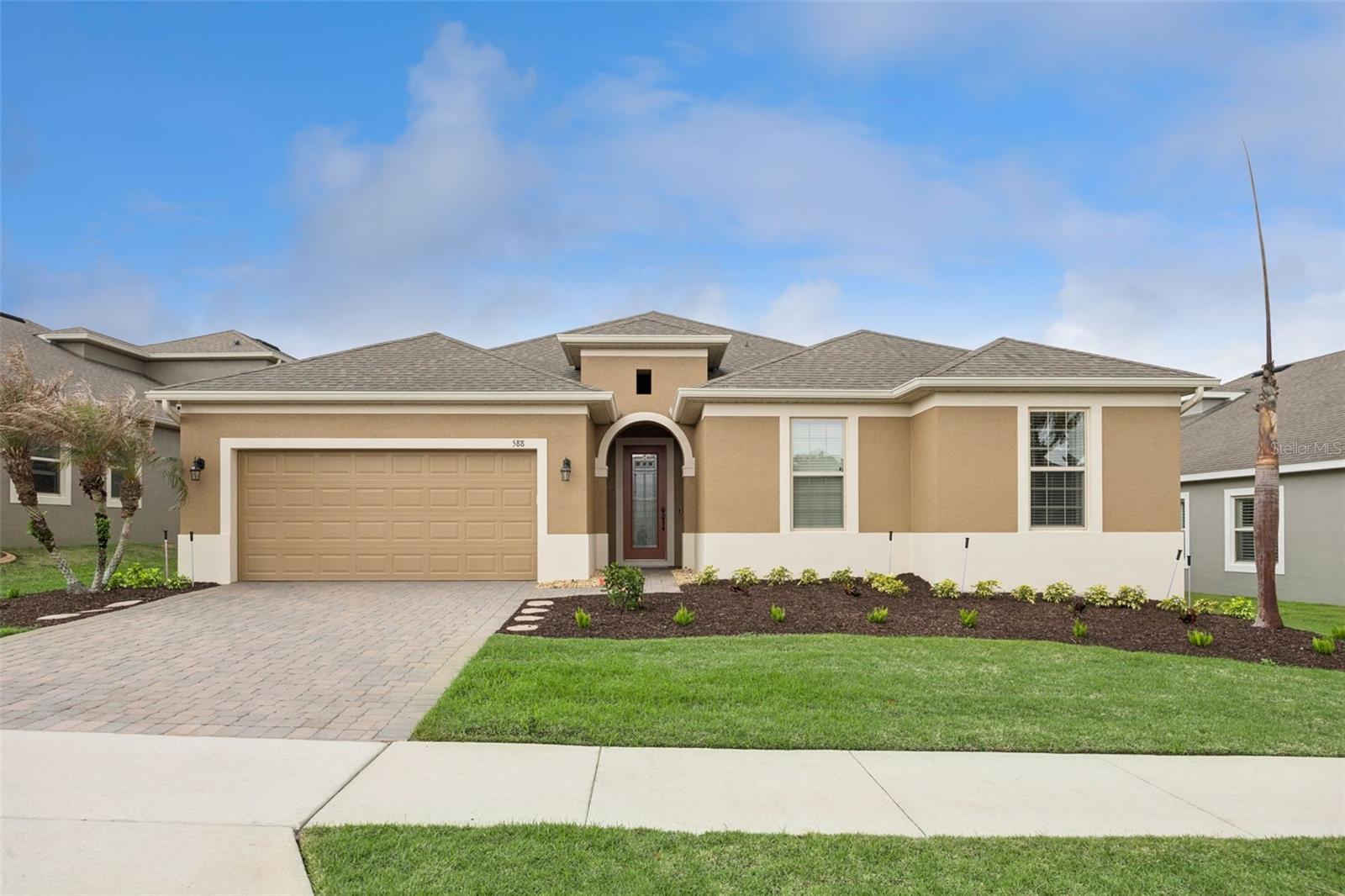 588 Autumn Ash Dr, FL