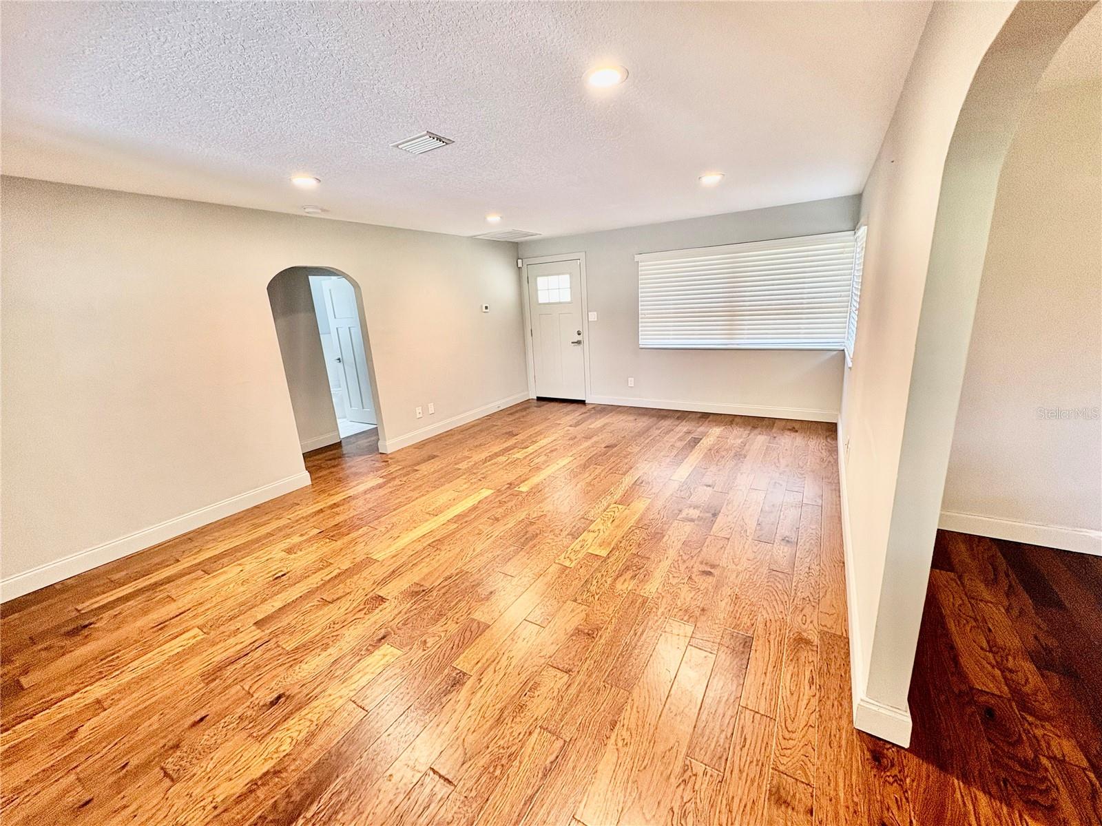 438 Lakeview Avenue, FL