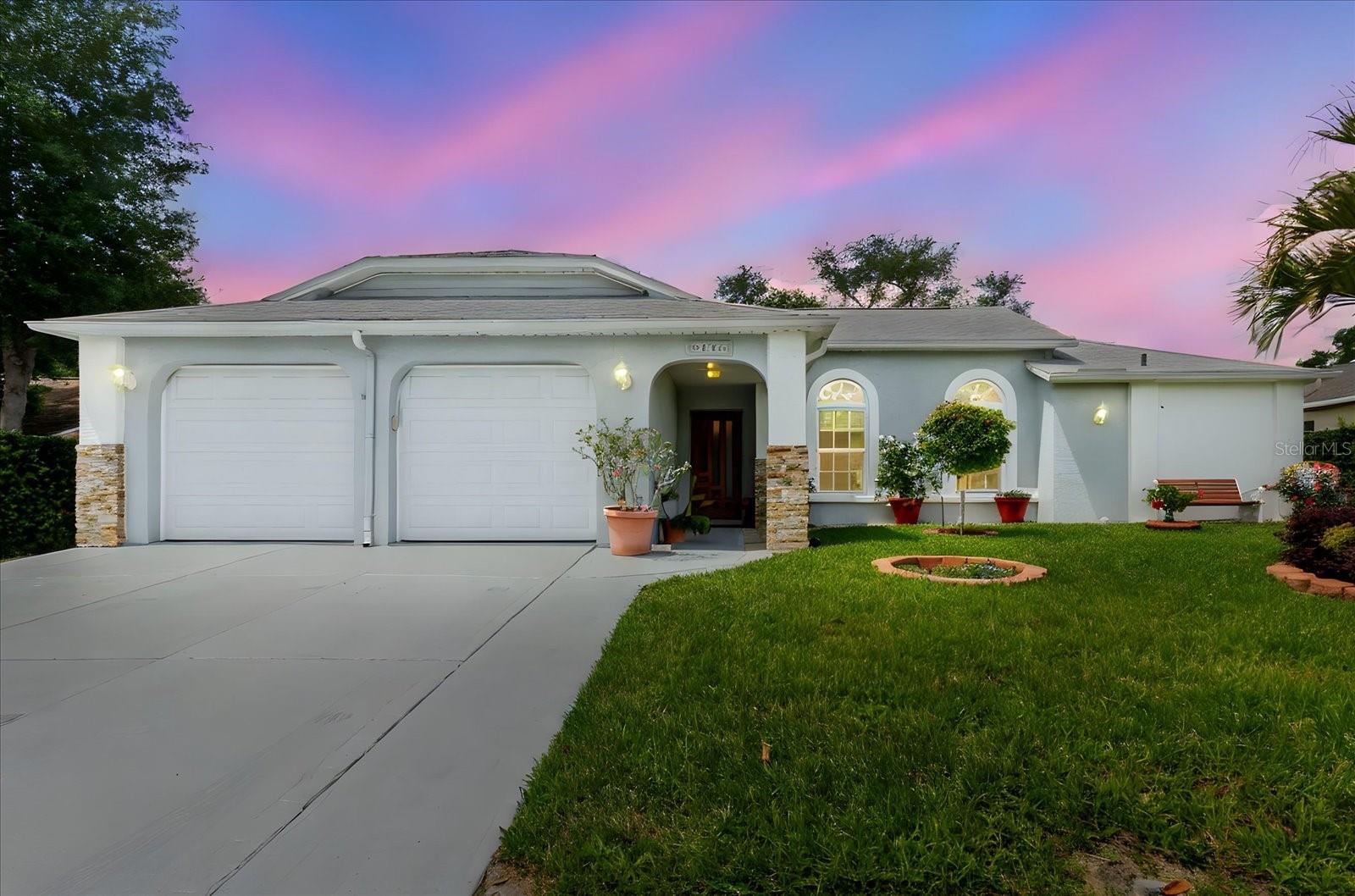 8112 Golden Bear Loop, FL