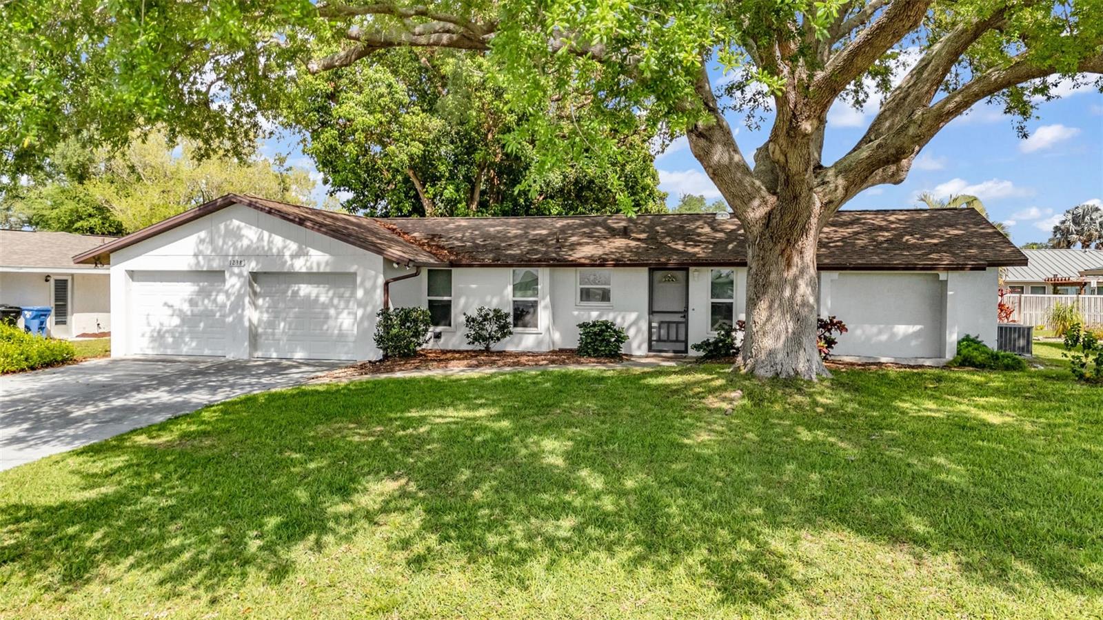 1238 Waterside Ln, FL