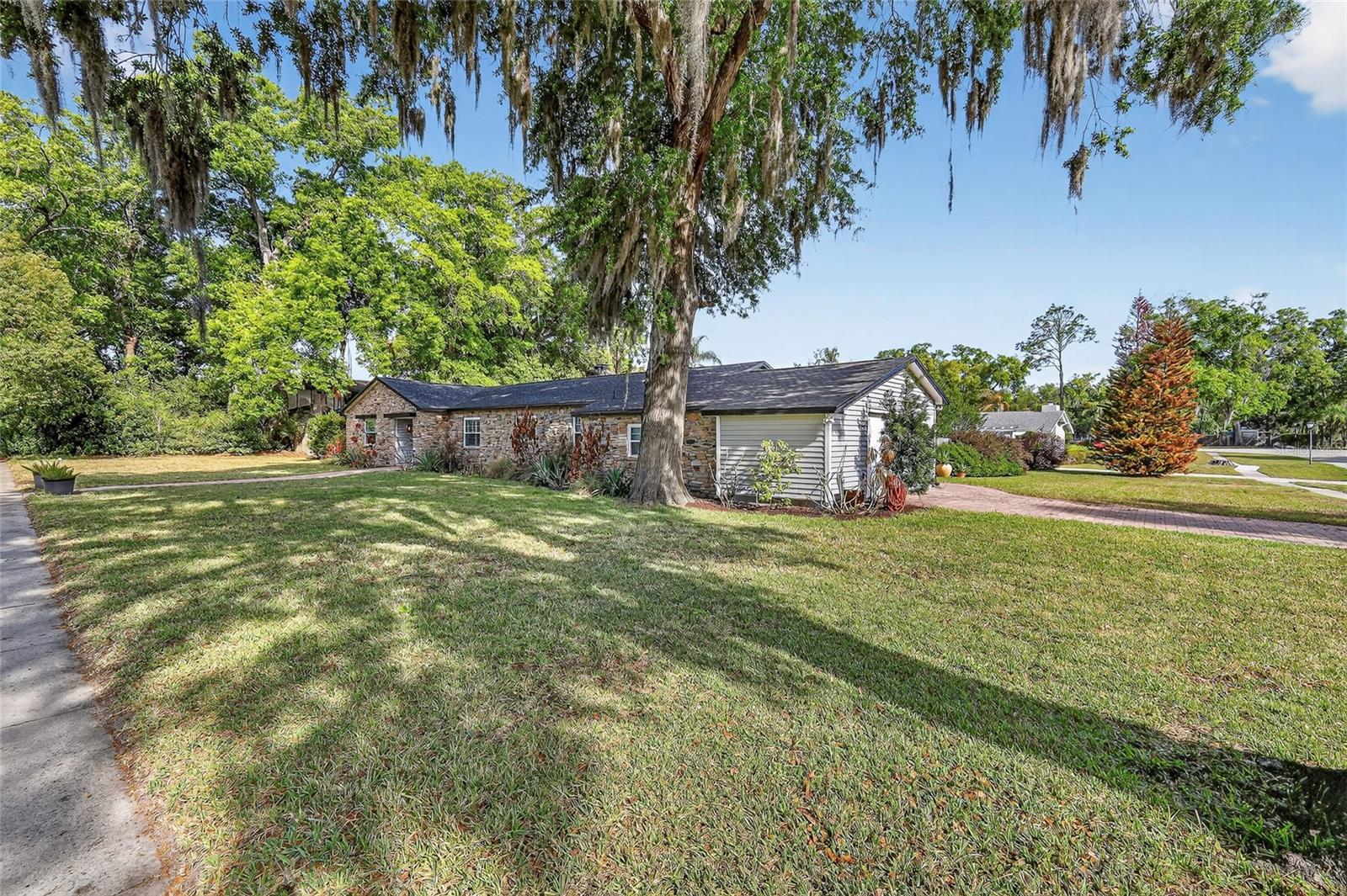 116 Windmill Way, FL