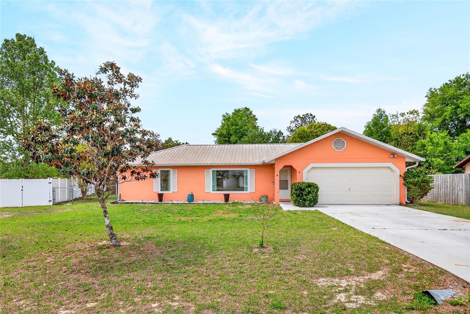 10 Almond Trace, FL