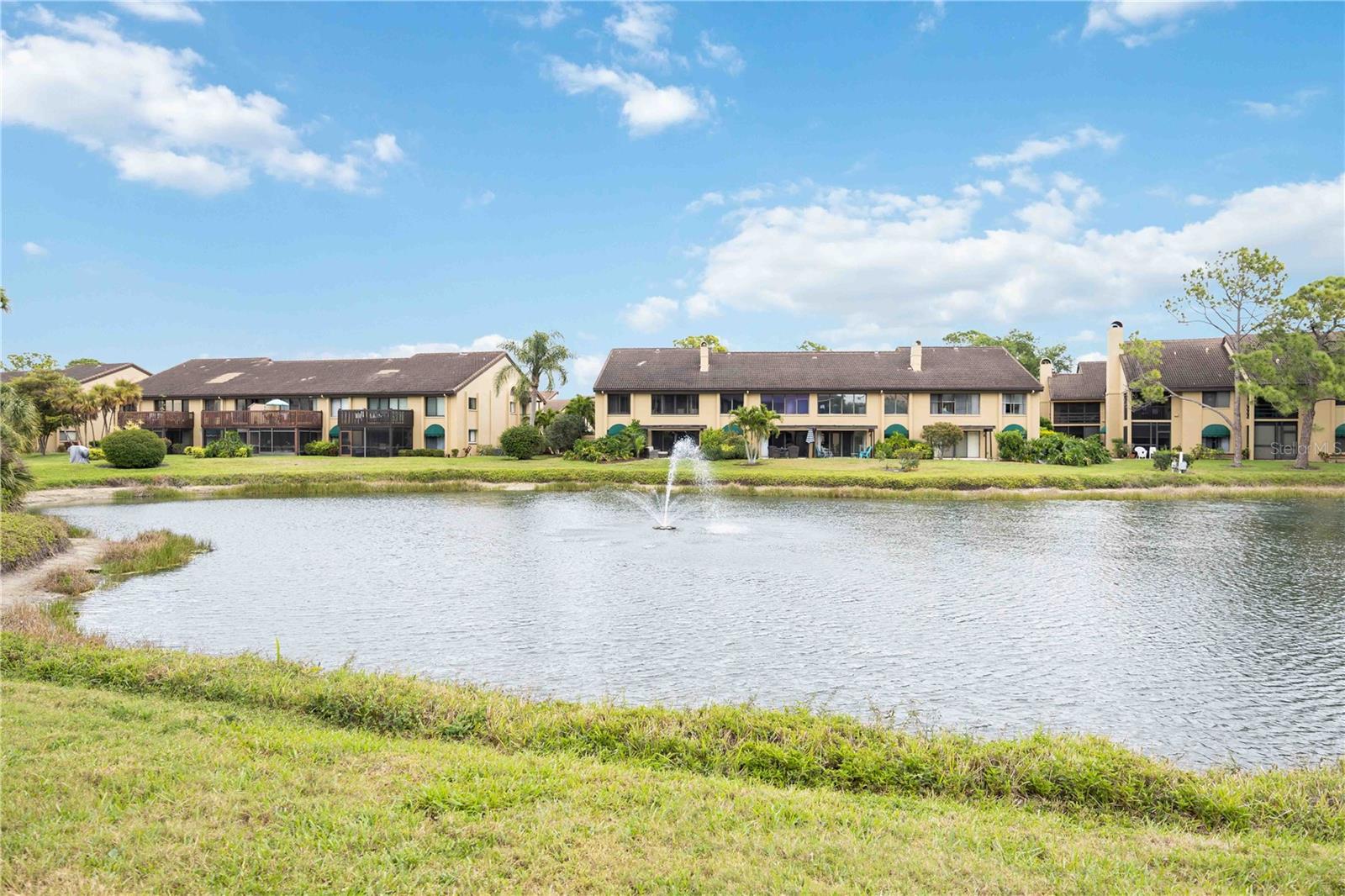 5627 Ashton Way, FL