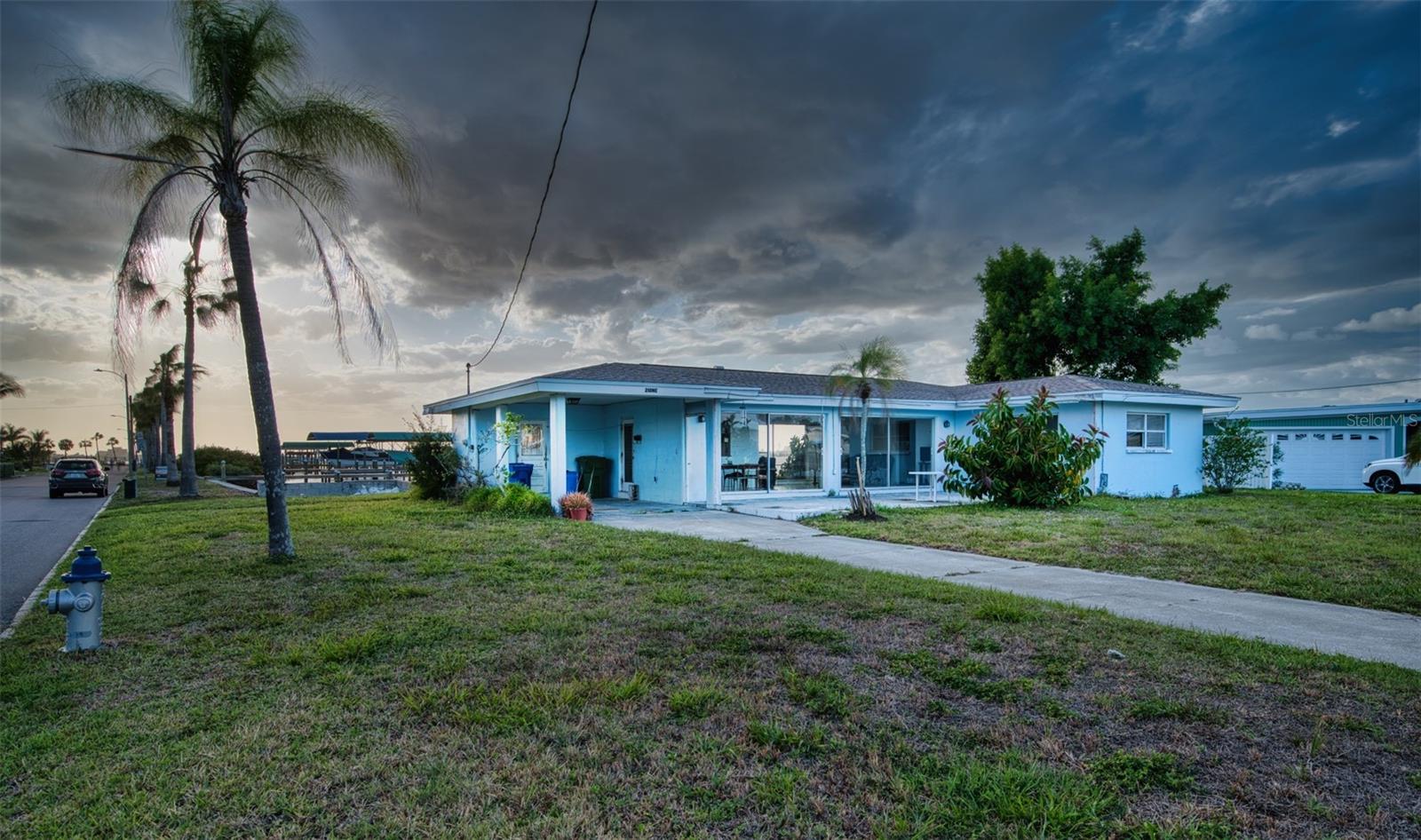 210 21st Street, FL