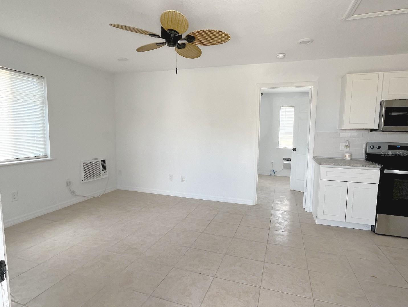 24 Lynn Way, FL