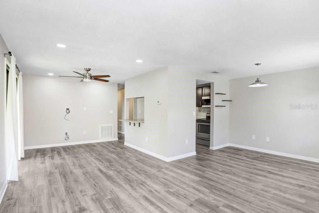 137 Hunter Lake Drive, FL