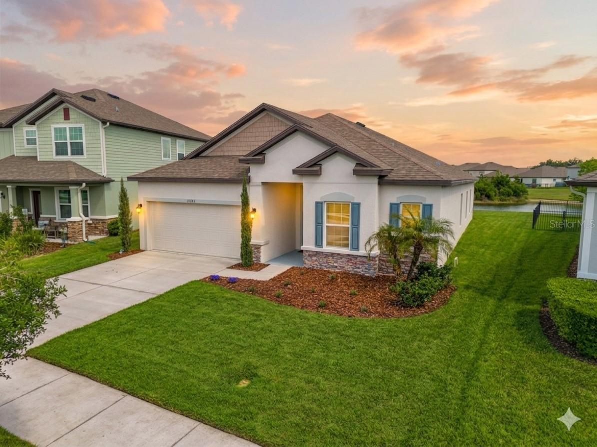31041 Jazz Leaf Pl, FL