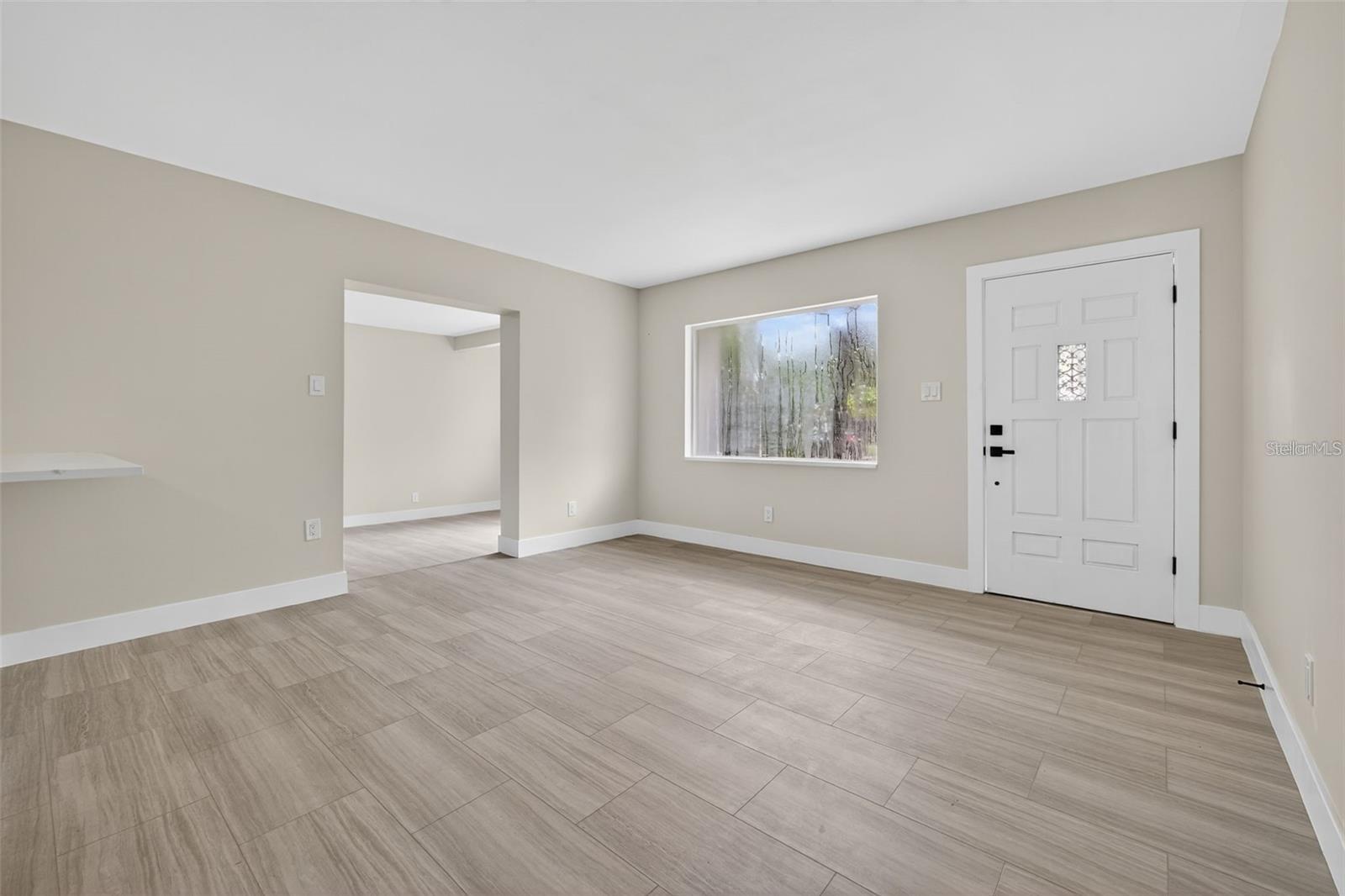 413 Country Club Drive, FL