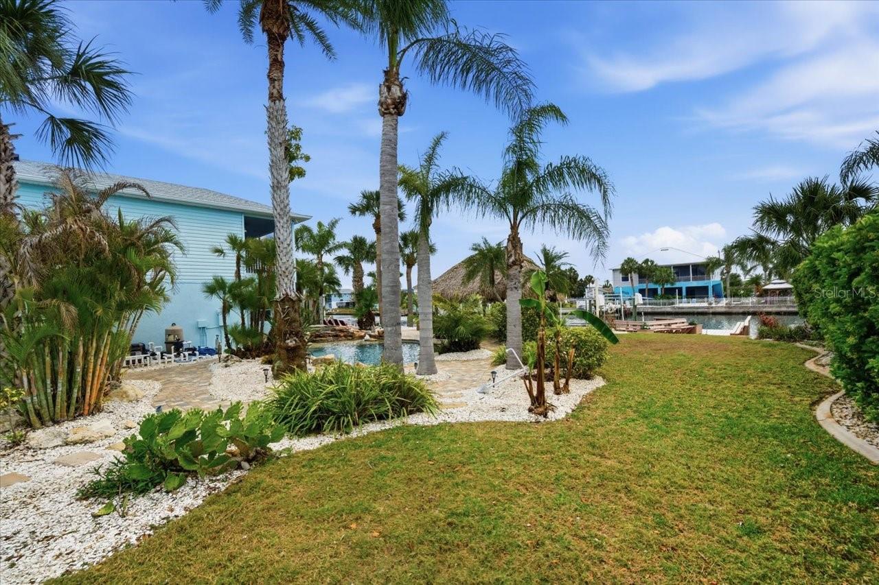 3496 Gulfview Drive, FL