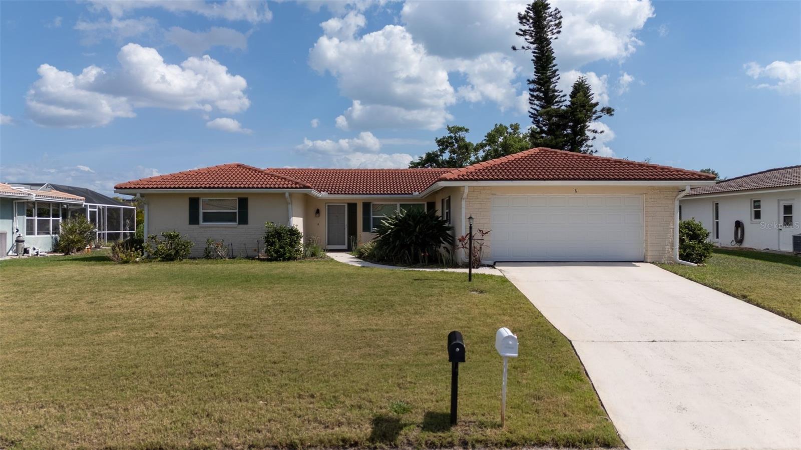 6 Pine Ridge Way, FL