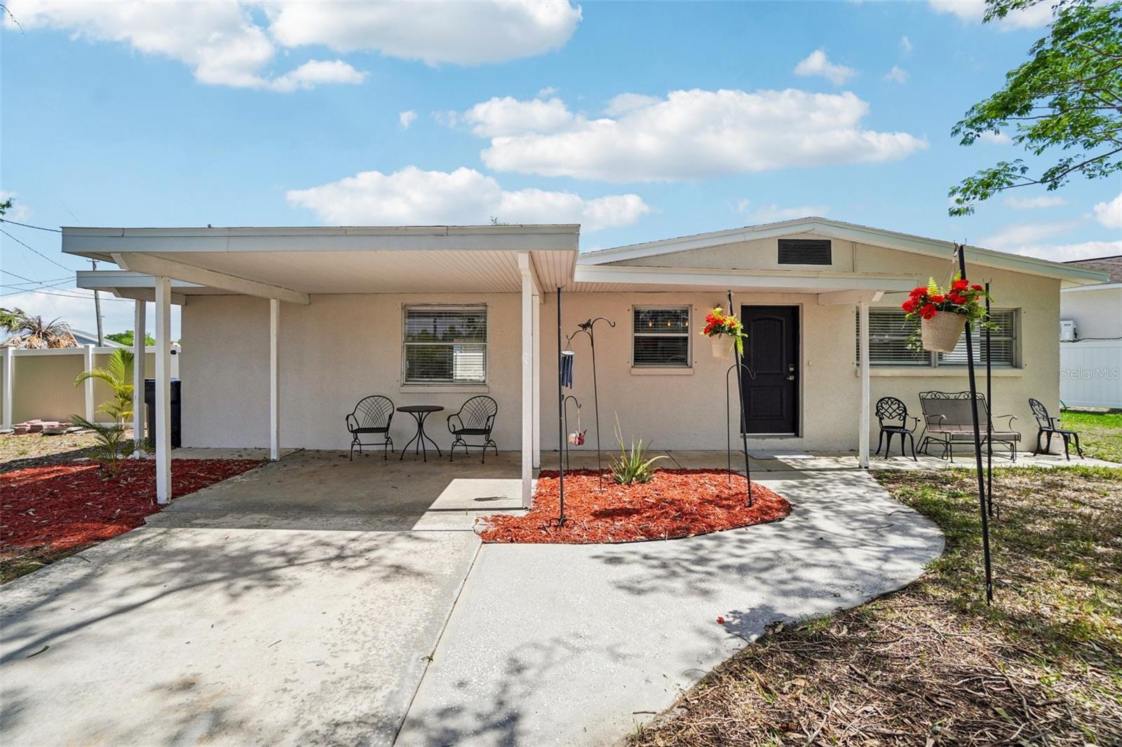 541 Firefly Lane, FL