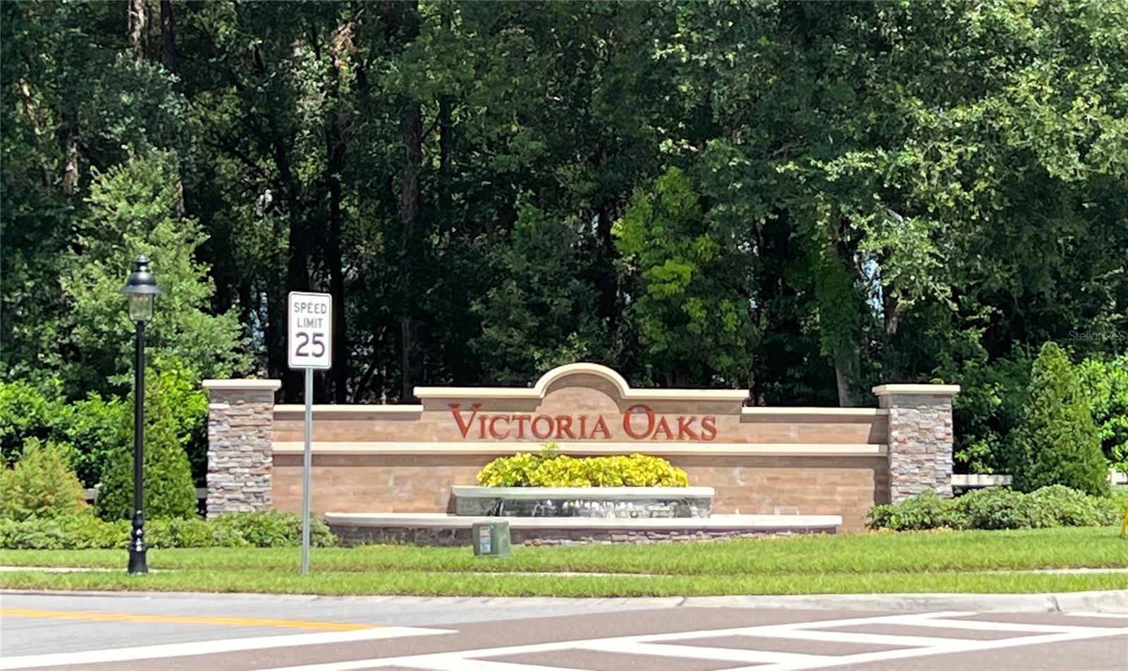 160 Victoria Oaks Boulevard, FL