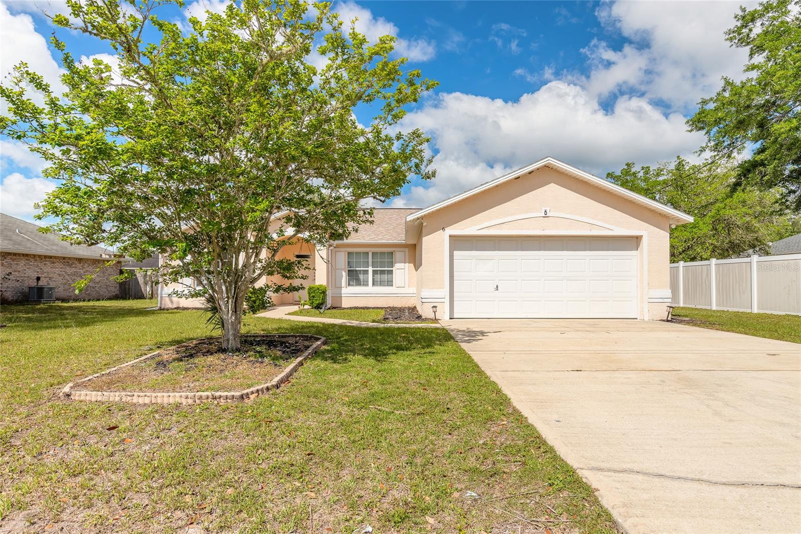 6 Roxboro Dr, FL