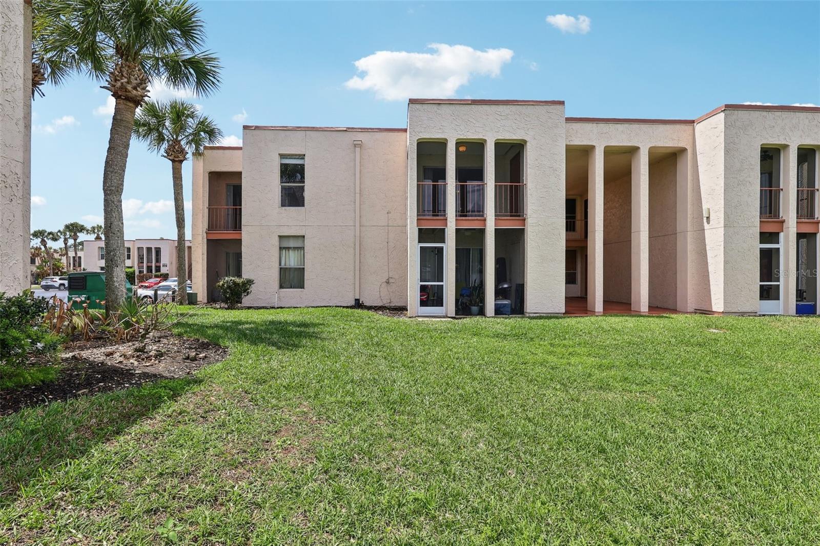 534 Orange Dr #27, FL