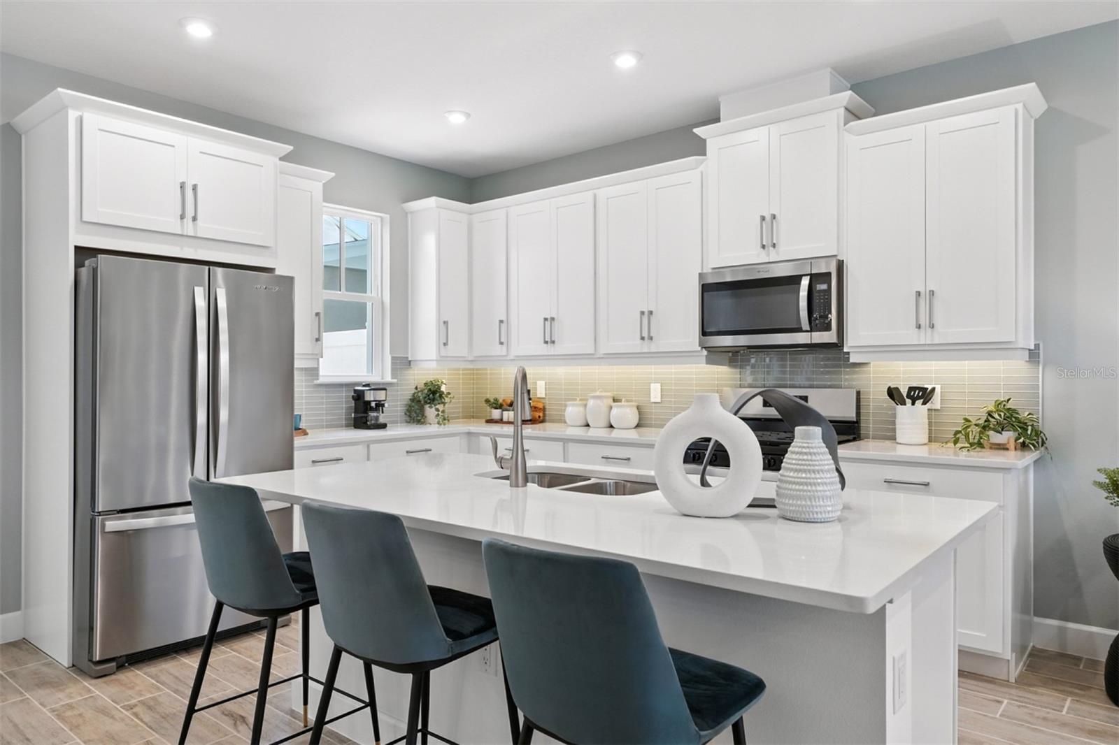 1475 Seashore Circle, FL