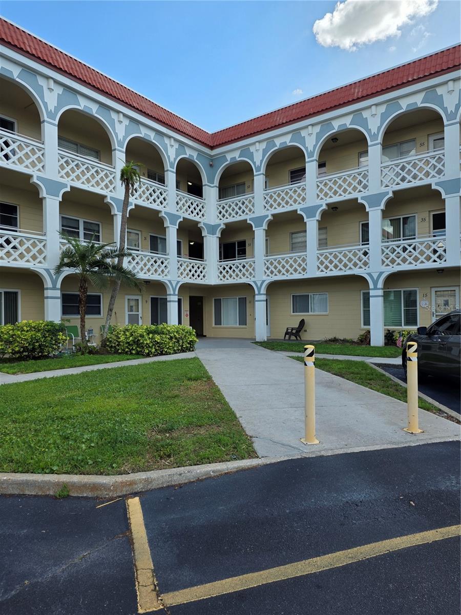 2405 Franciscan Drive, FL