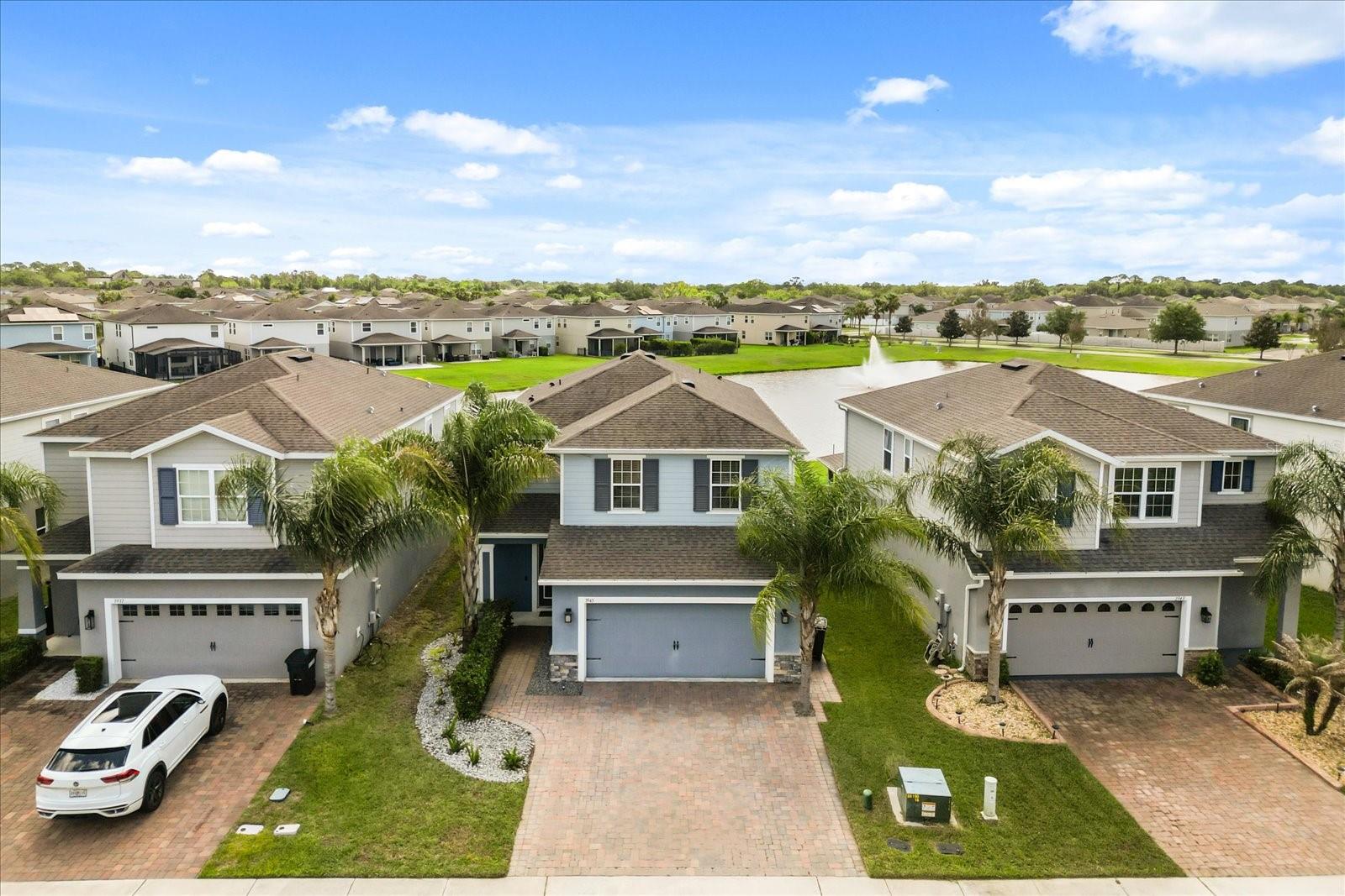 3943 Crawley Down Loop, FL