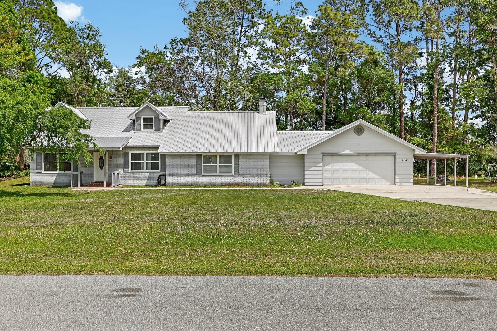 116 Round Lake Circle, FL