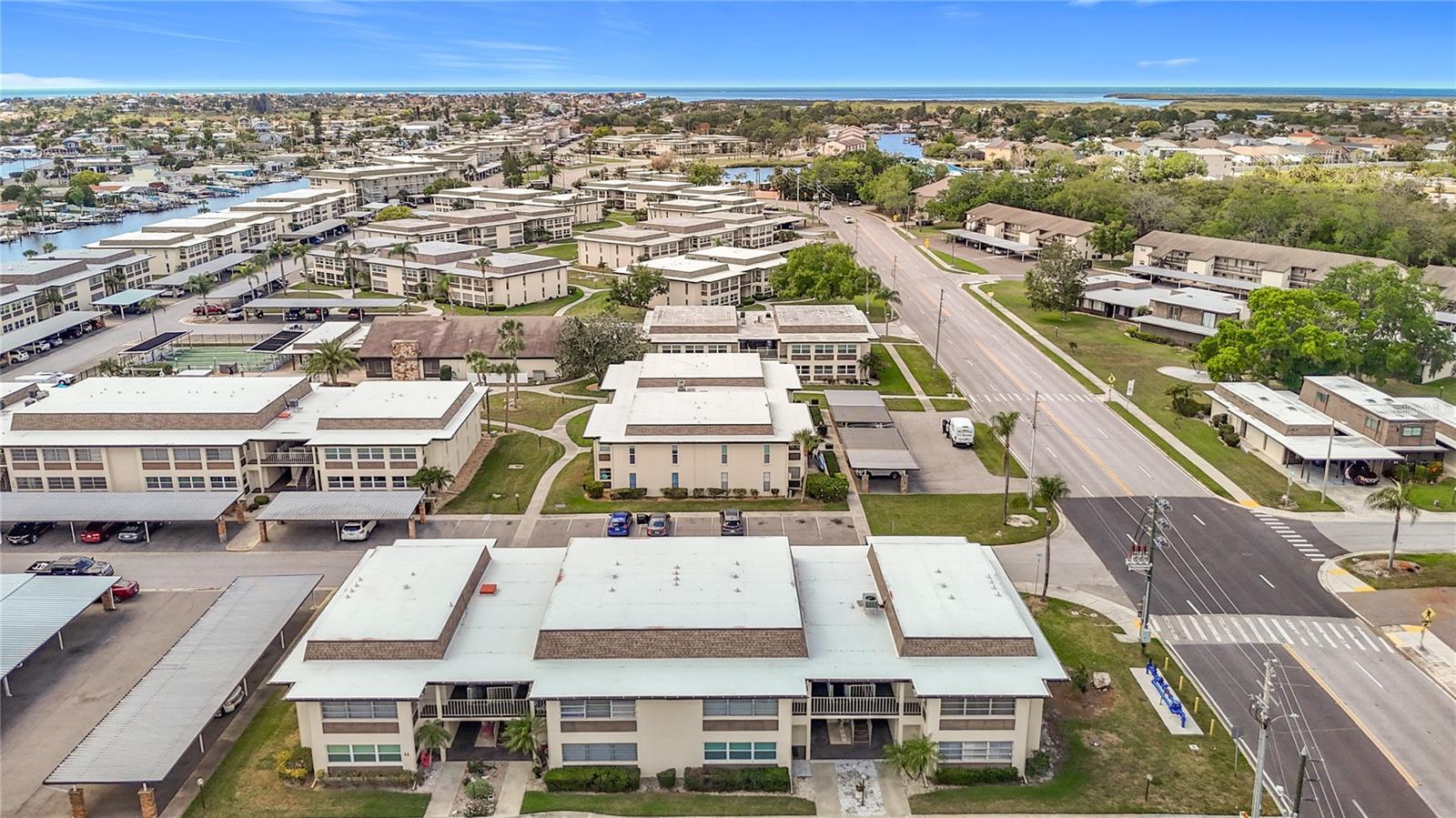 5132 Amulet Dr #105, FL