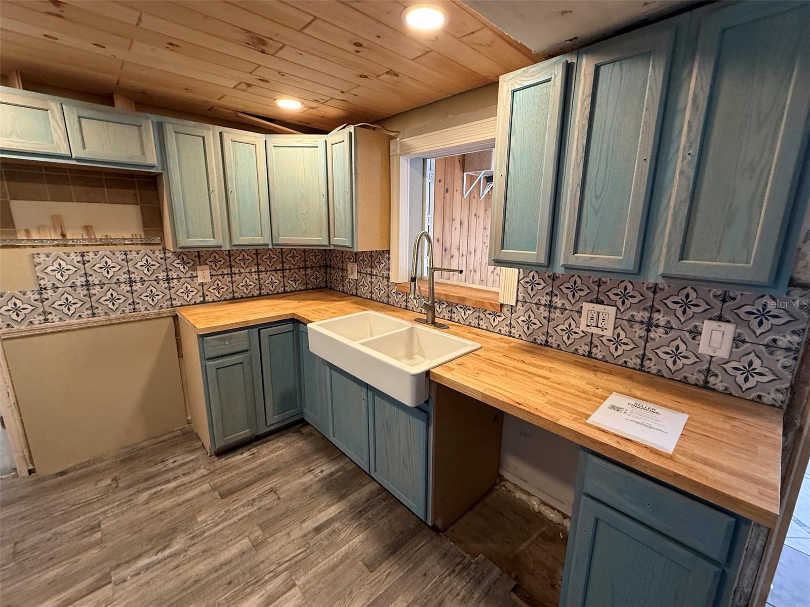 2213 Murdock Boulevard, FL