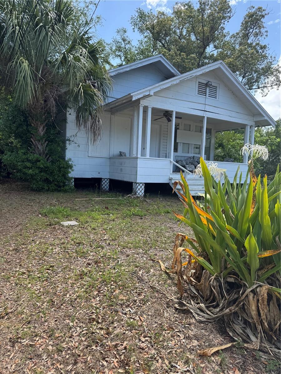 707 S Prospect Ave, FL