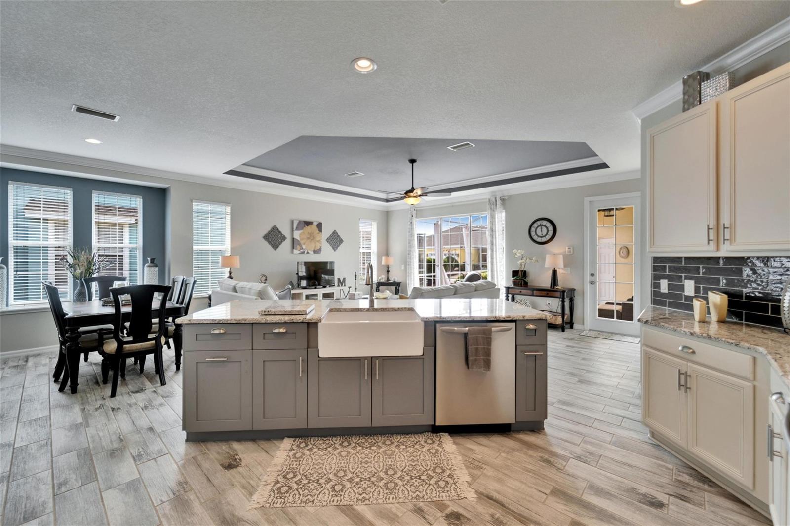 221 Sela Cove Circle, FL