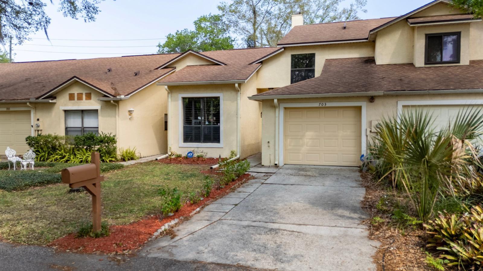 703 Swan Lane, FL