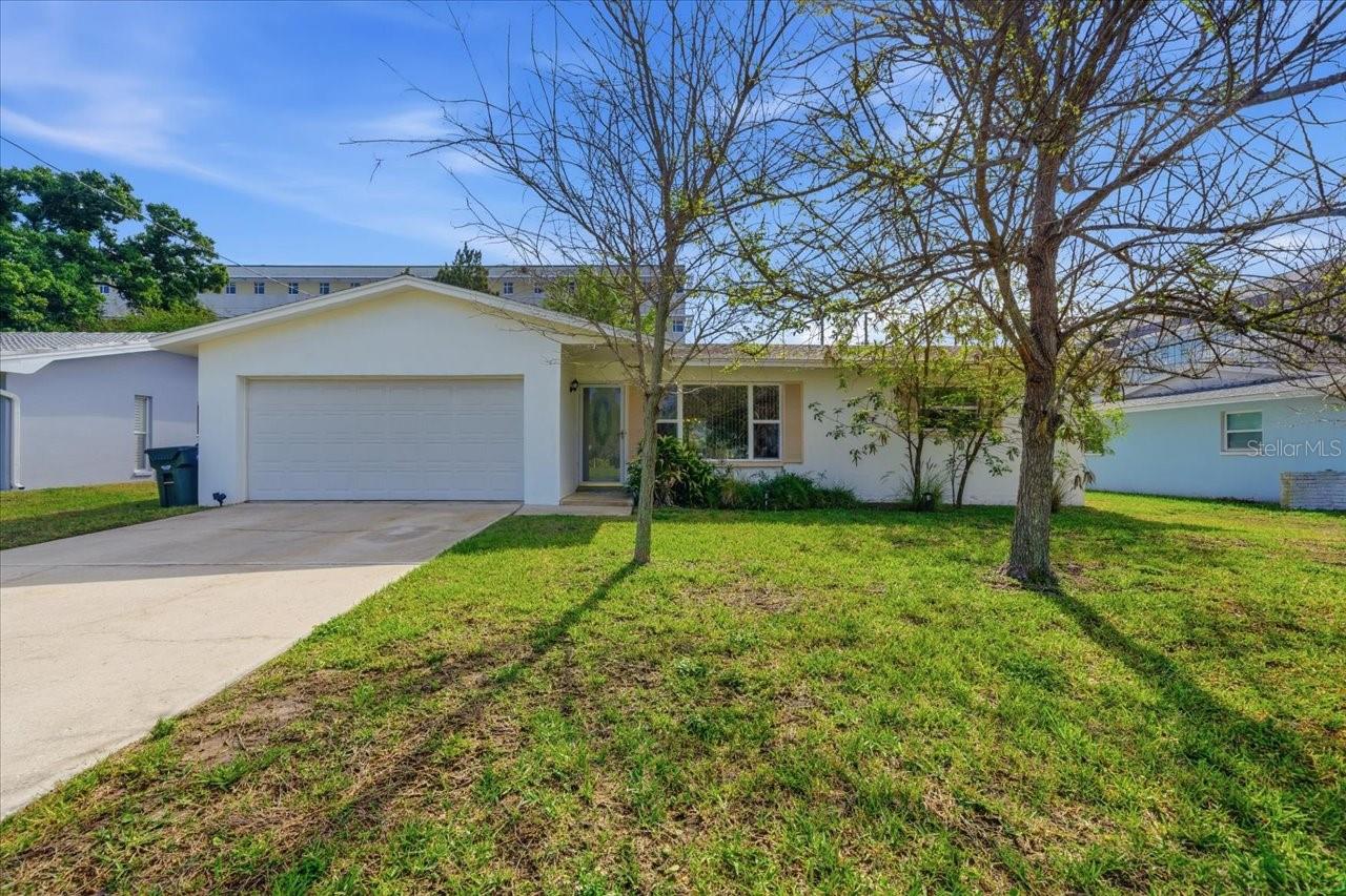 140 Patlin Cir E, FL