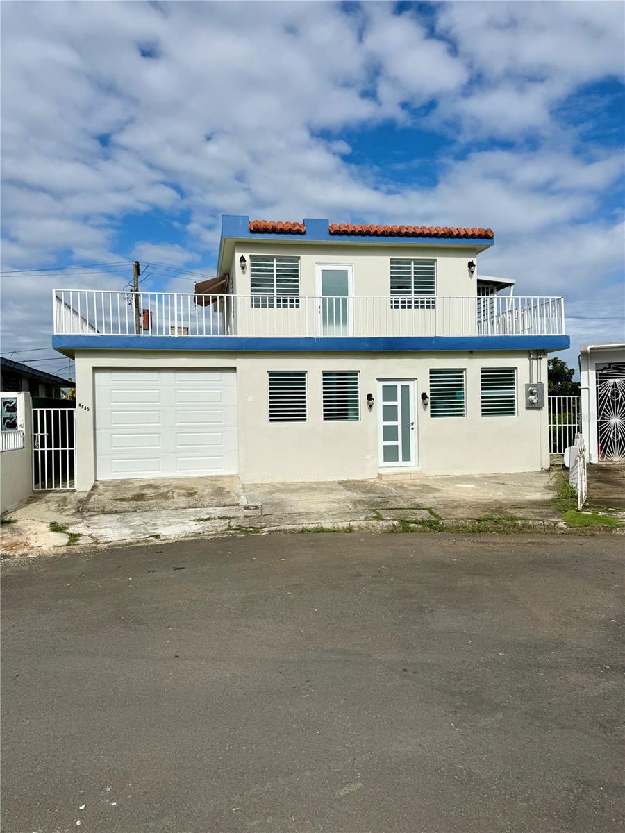 4r-45 Calle Roble / Lomas Verdes, PR