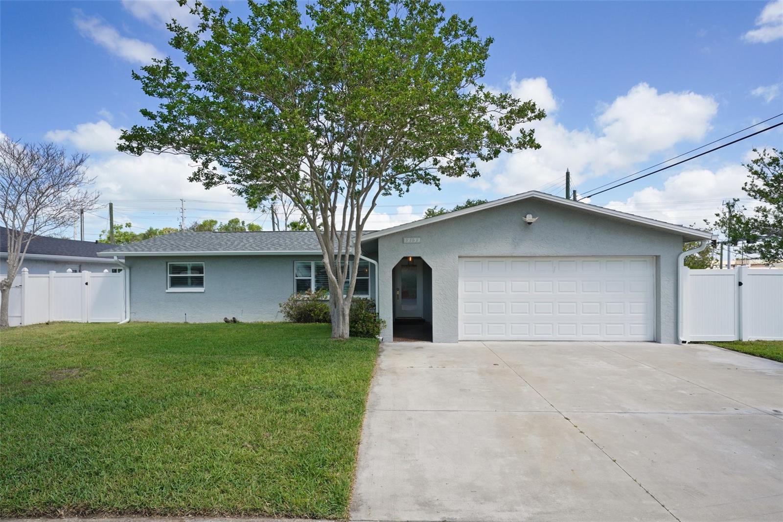 13133 Dorchester Drive, FL