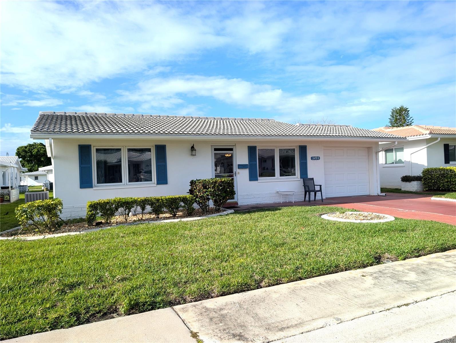 3490 101st Ter N, FL