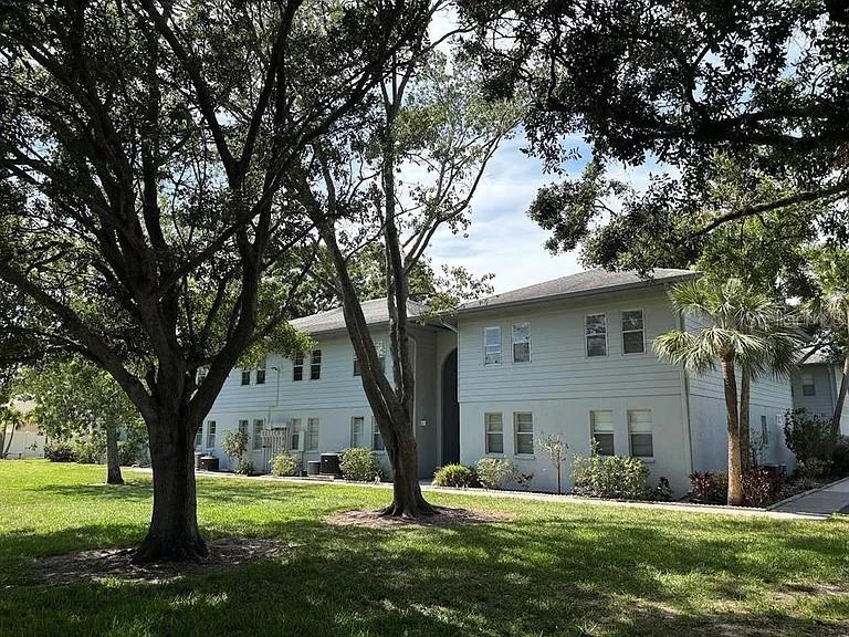 10800 Us Highway 19 N #237, FL