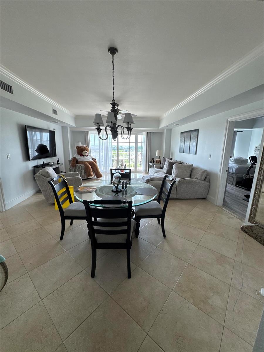 7593 Gathering Drive, FL