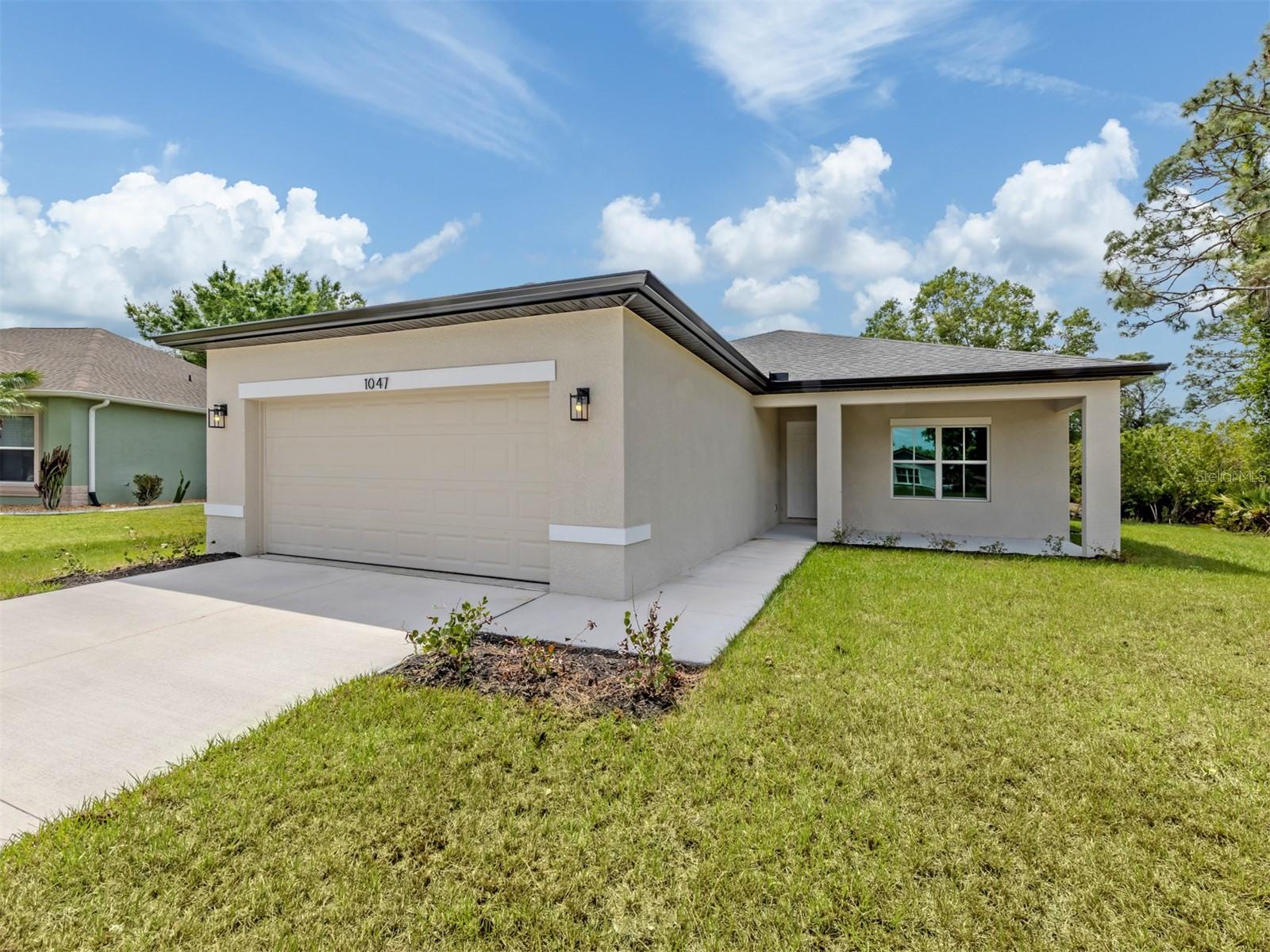 1047 Comfort Ln, FL