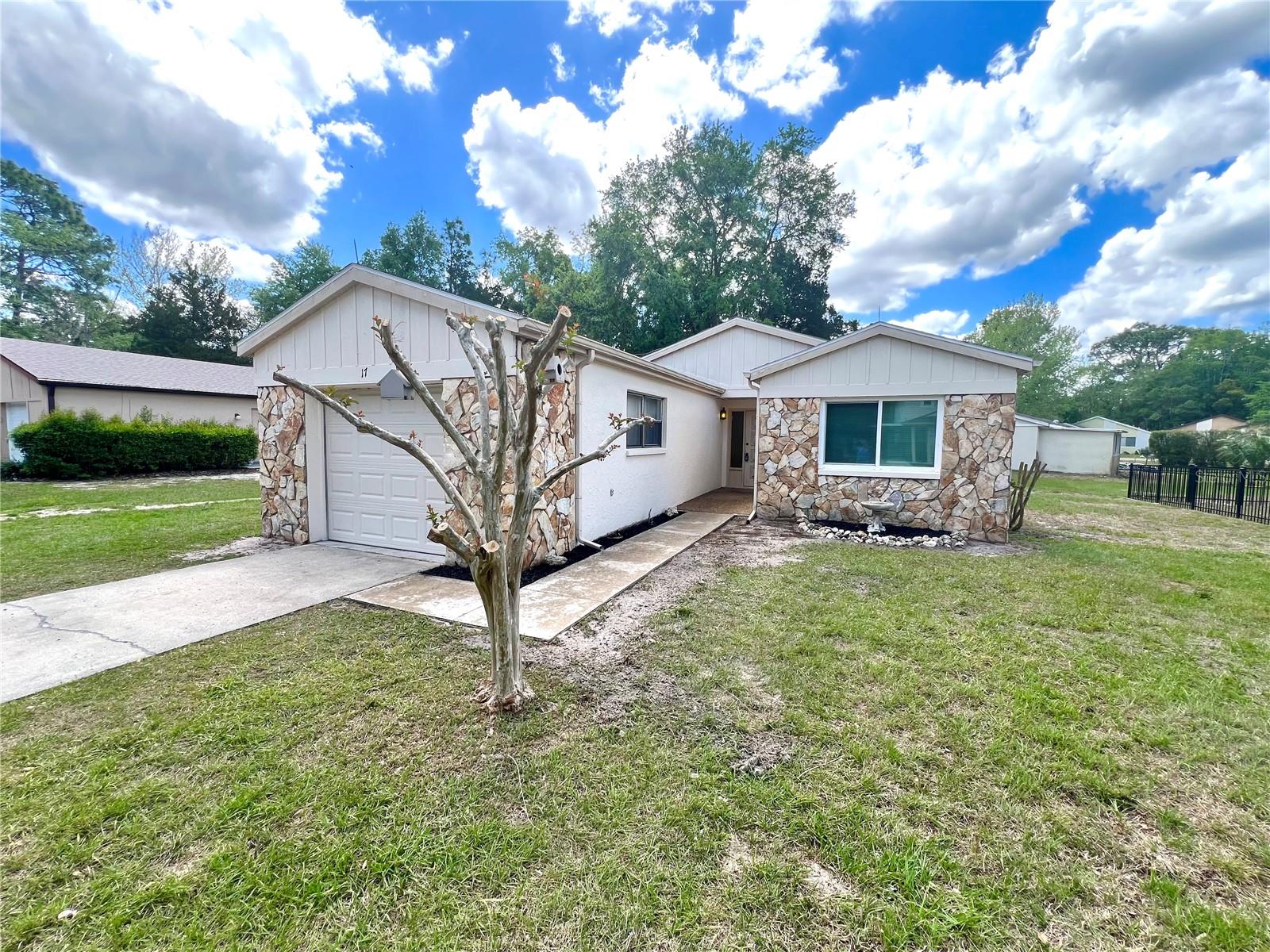 17 Jamaica St, FL