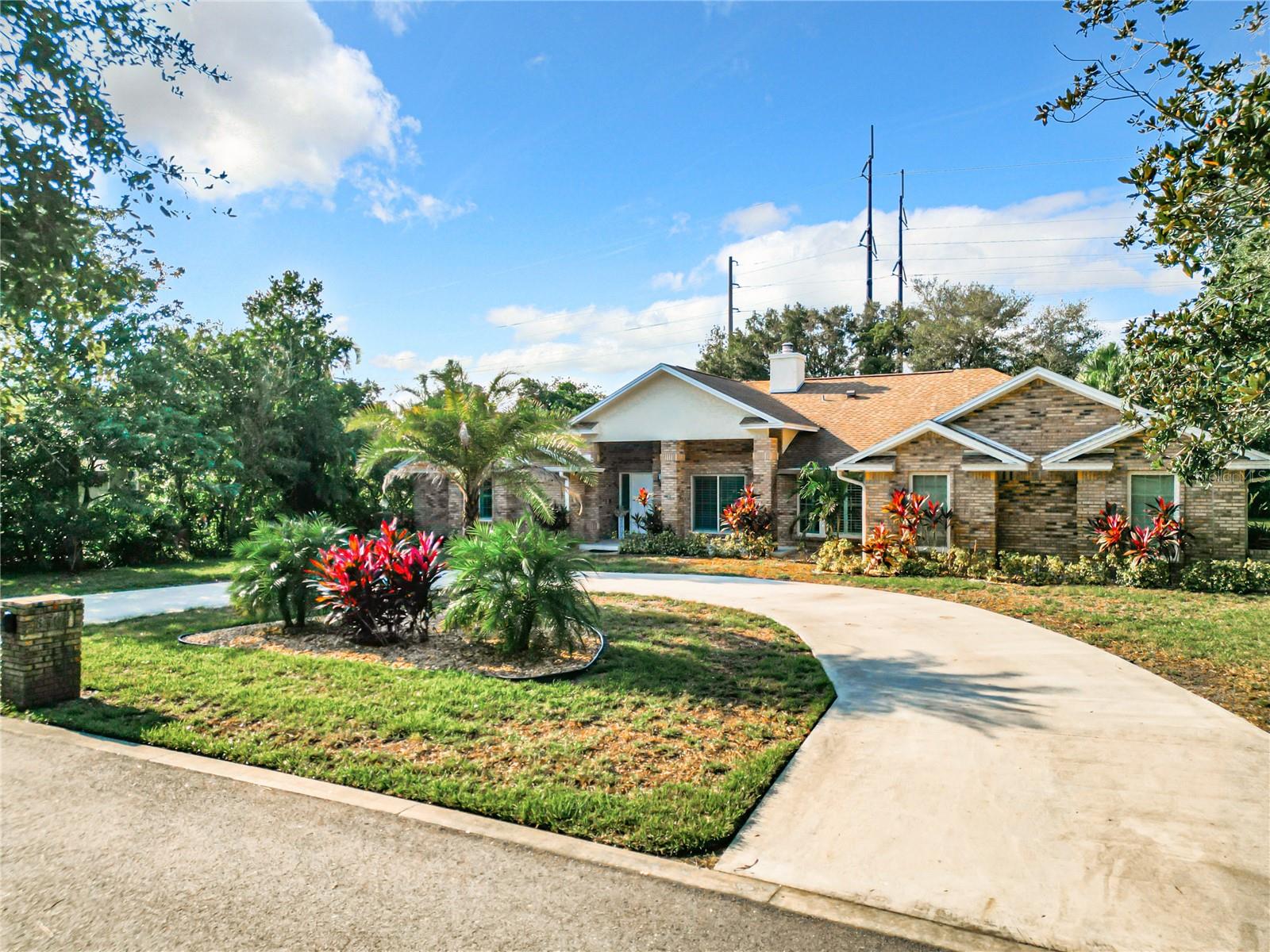 8707 Fernwicke Court, FL