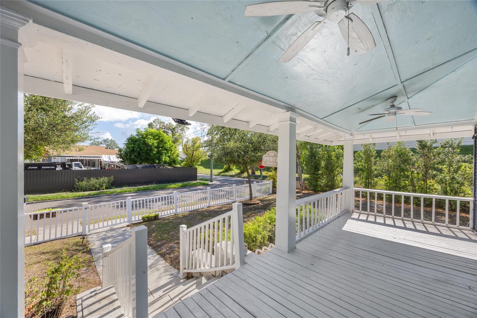 800 Genesee Street, FL