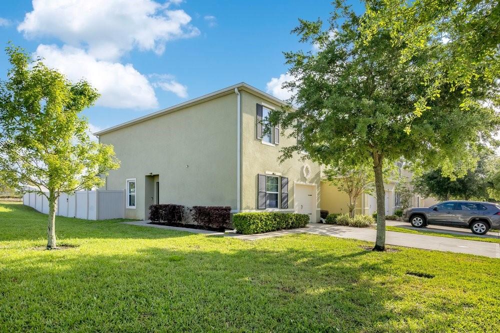9043 Carlotta Way, FL