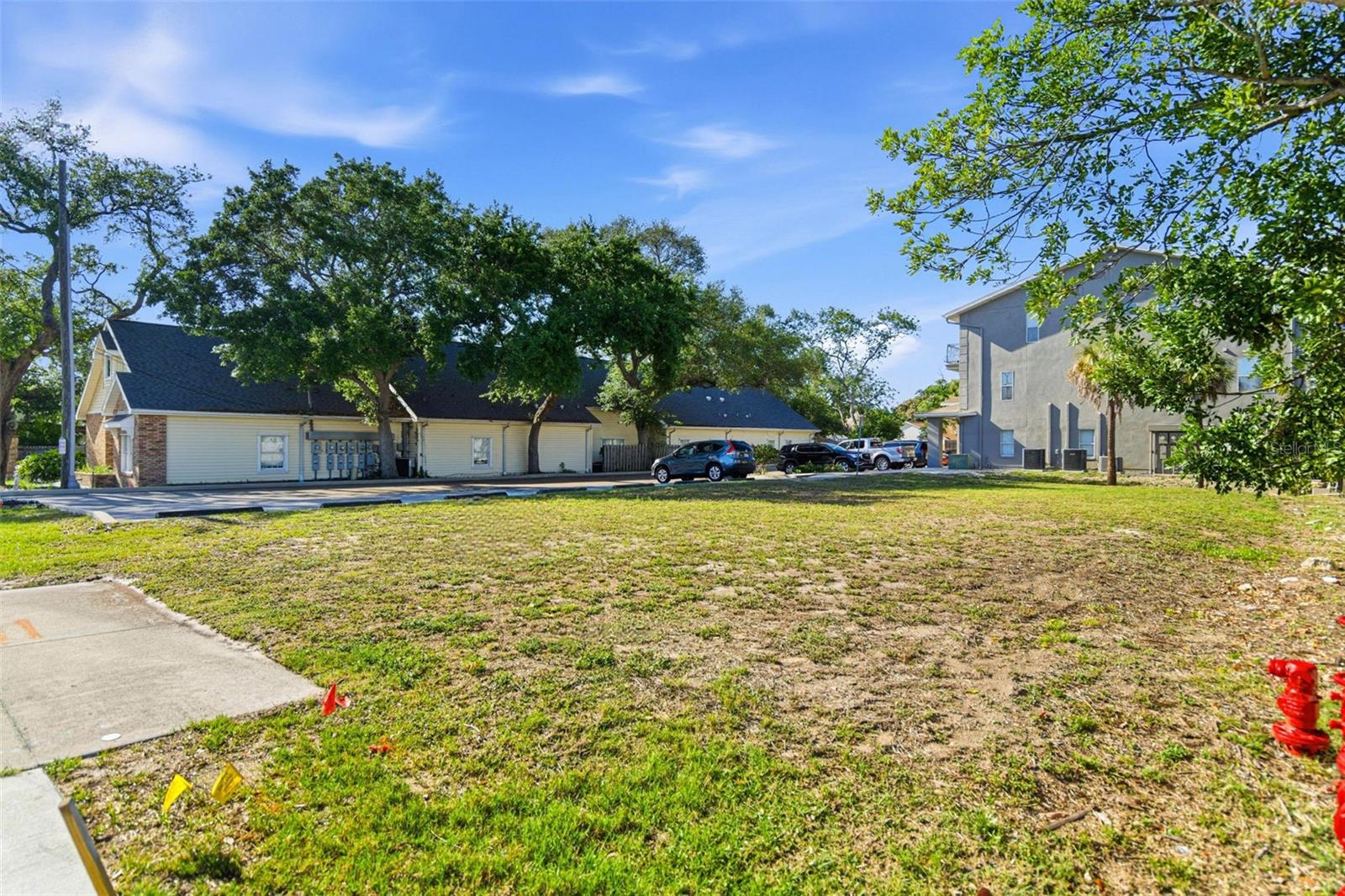 444 Skinner Boulevard, FL