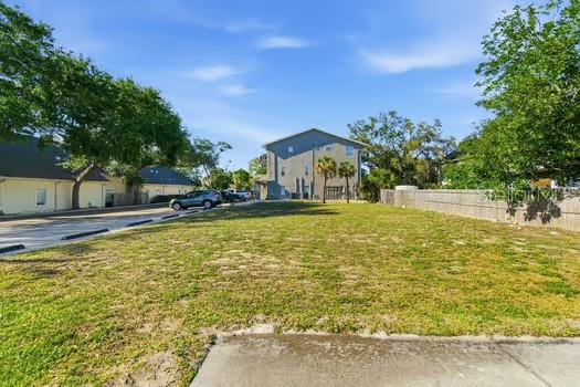 444 Skinner Boulevard, FL