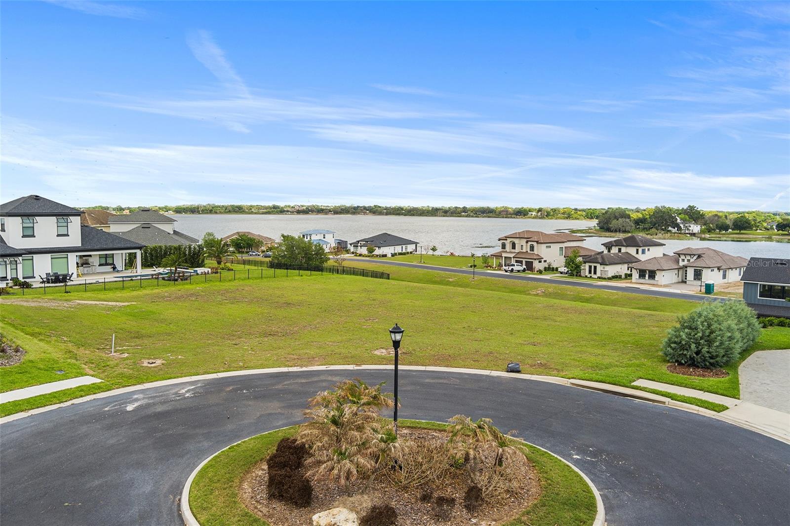 200 Caladonia Ct, FL