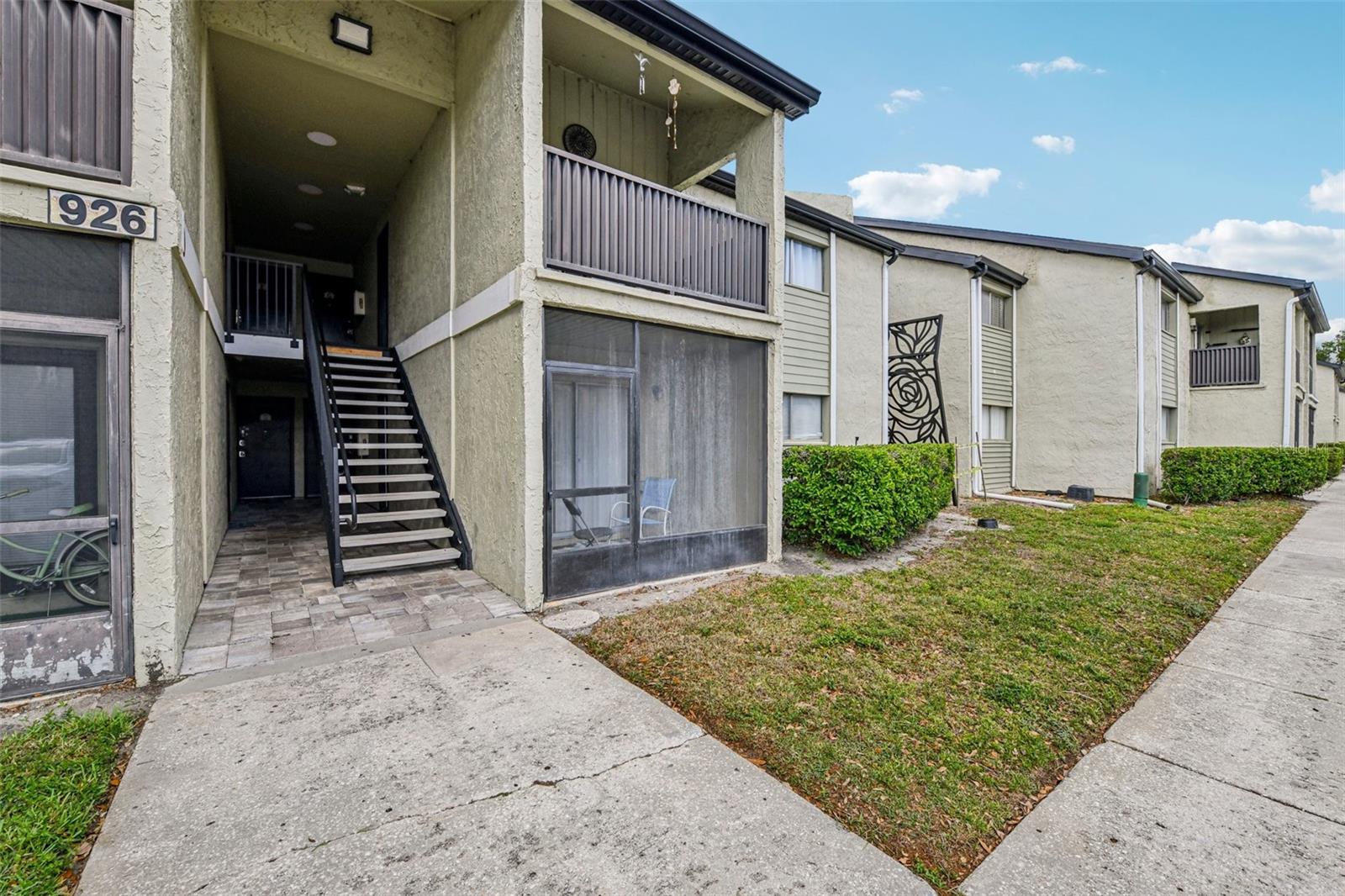 926 Lake Destiny Rd #F, FL