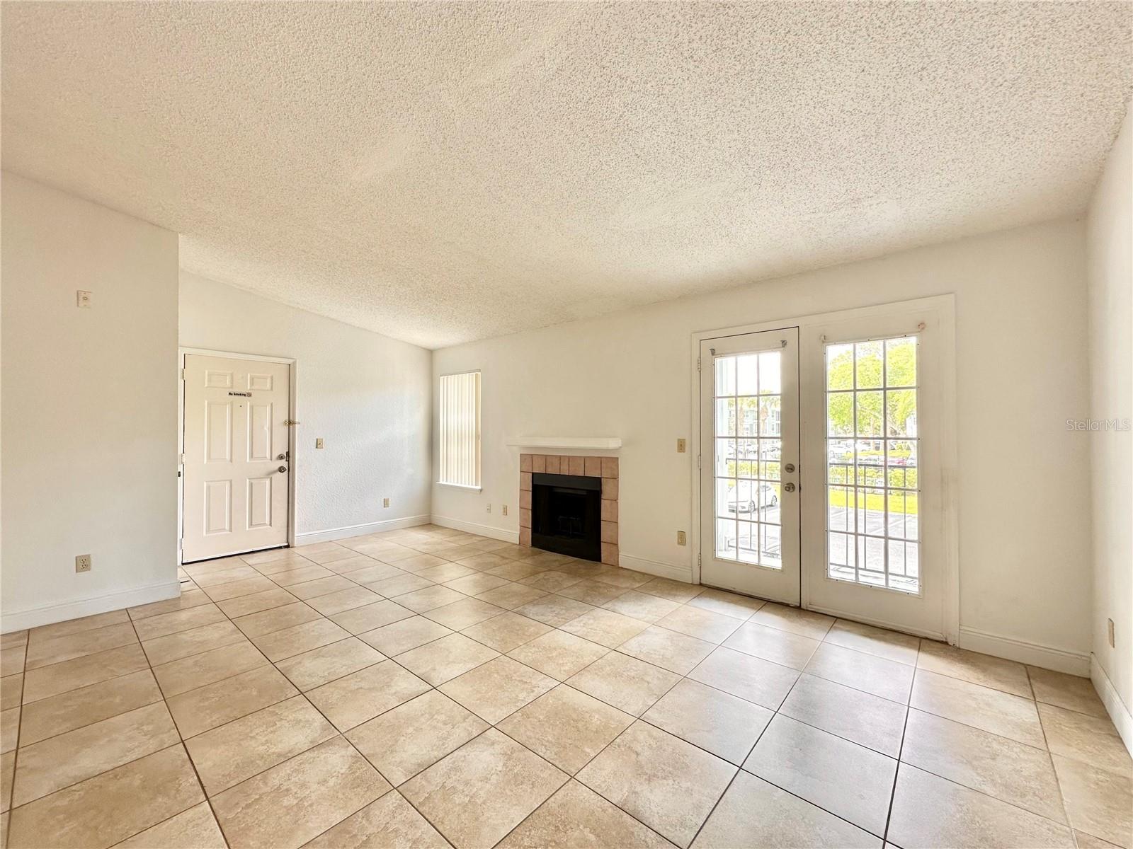 2550 Alafaya Trail, FL