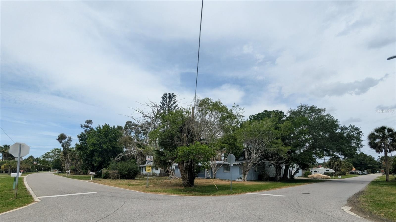 7001 & 7011 Hibiscus Avenue, FL