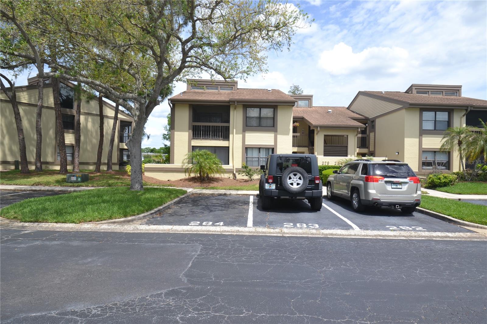 284 Woodlake Wynde, FL