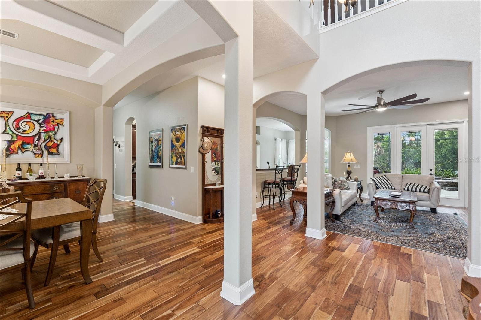 216 Juniper Ridge Court, FL