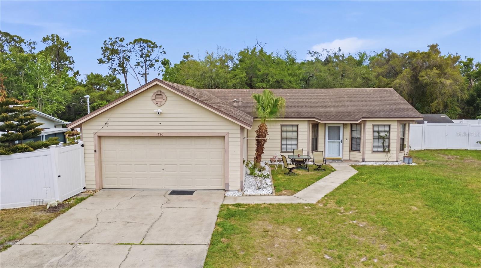 1326 Ferendina Drive, FL