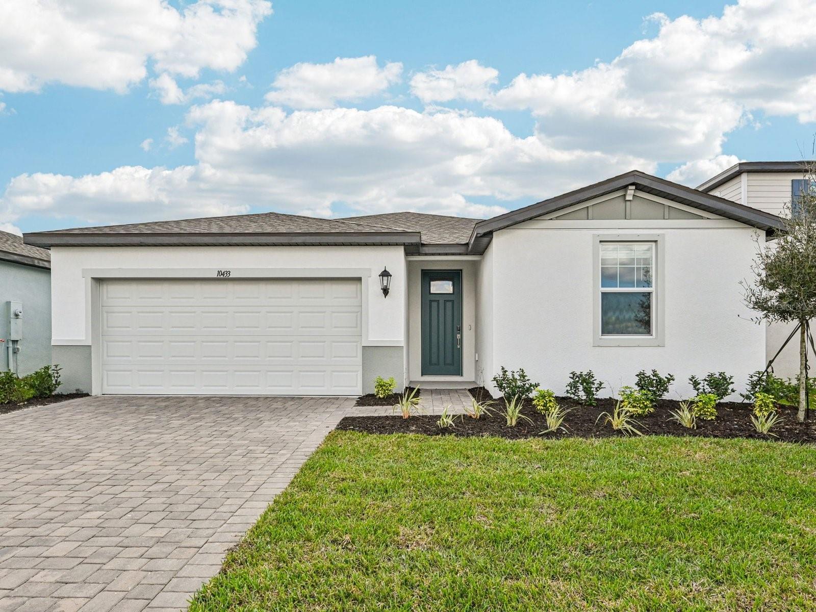 10433 Abundance Grove Way, FL